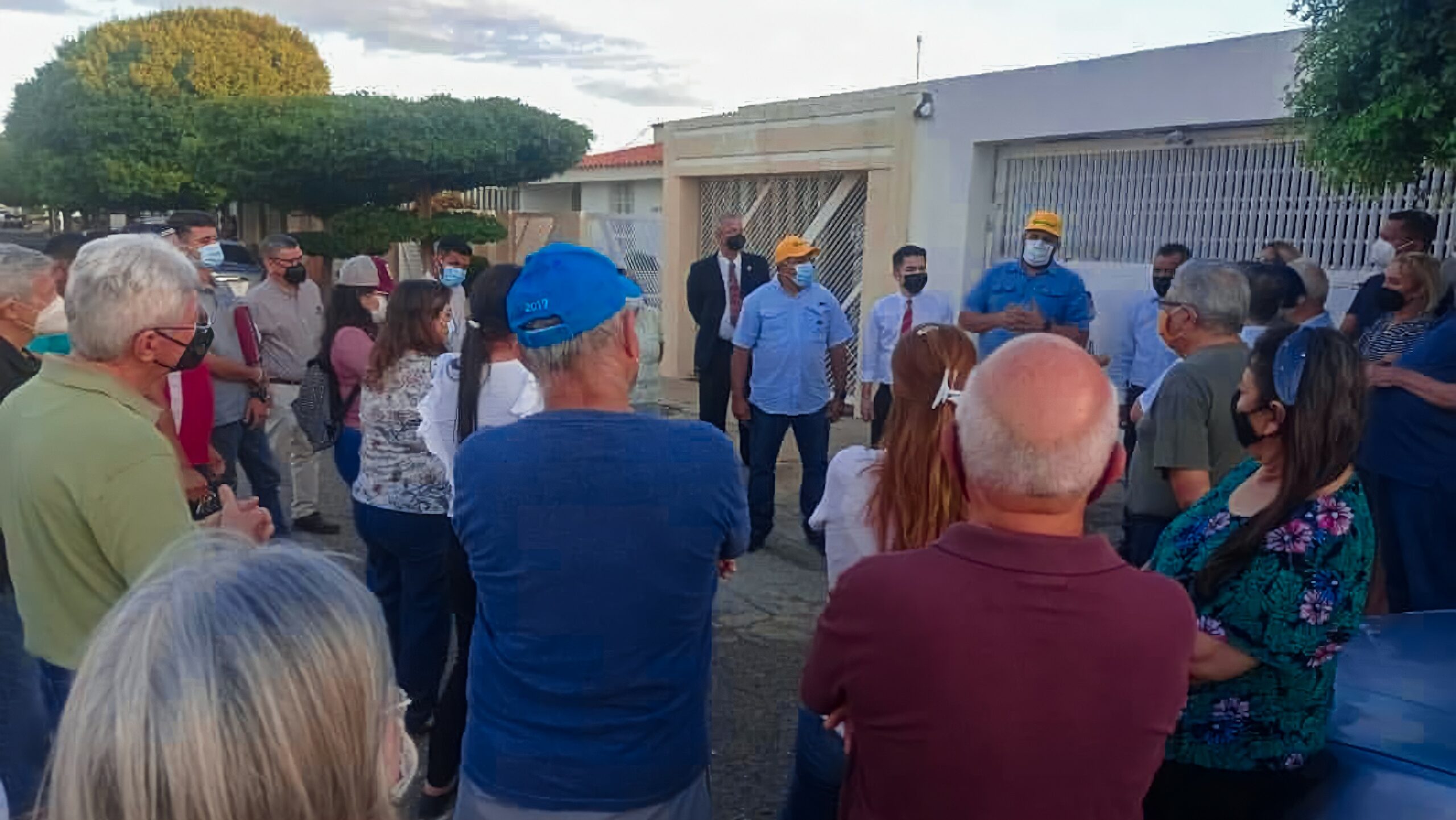 Representantes del IMA atienden asambleas ciudadanas para la recolección de desechos sólidos.