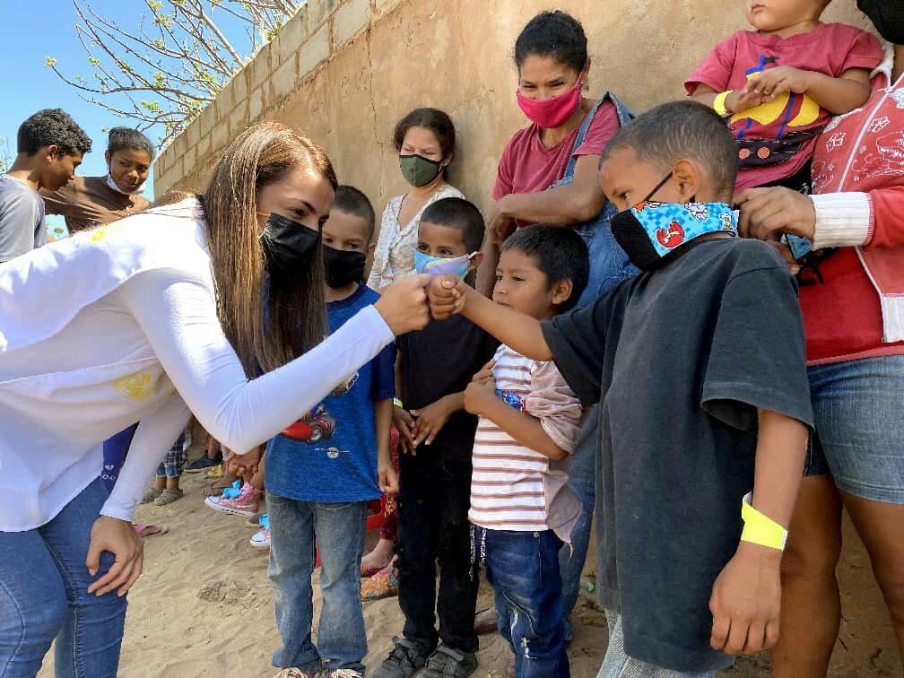 Primera Dama de Maracaibo lleva Jornada de Salud Infantil al Barrio La Lechuga