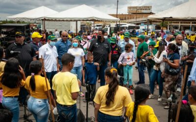 Megajornada Social brindó la Alcaldía de Maracaibo a comerciantes del mercado Las Pulgas por el Día del Trabajador