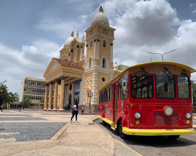 Tranvía de Maracaibo realiza recorrido por los 7 Templos