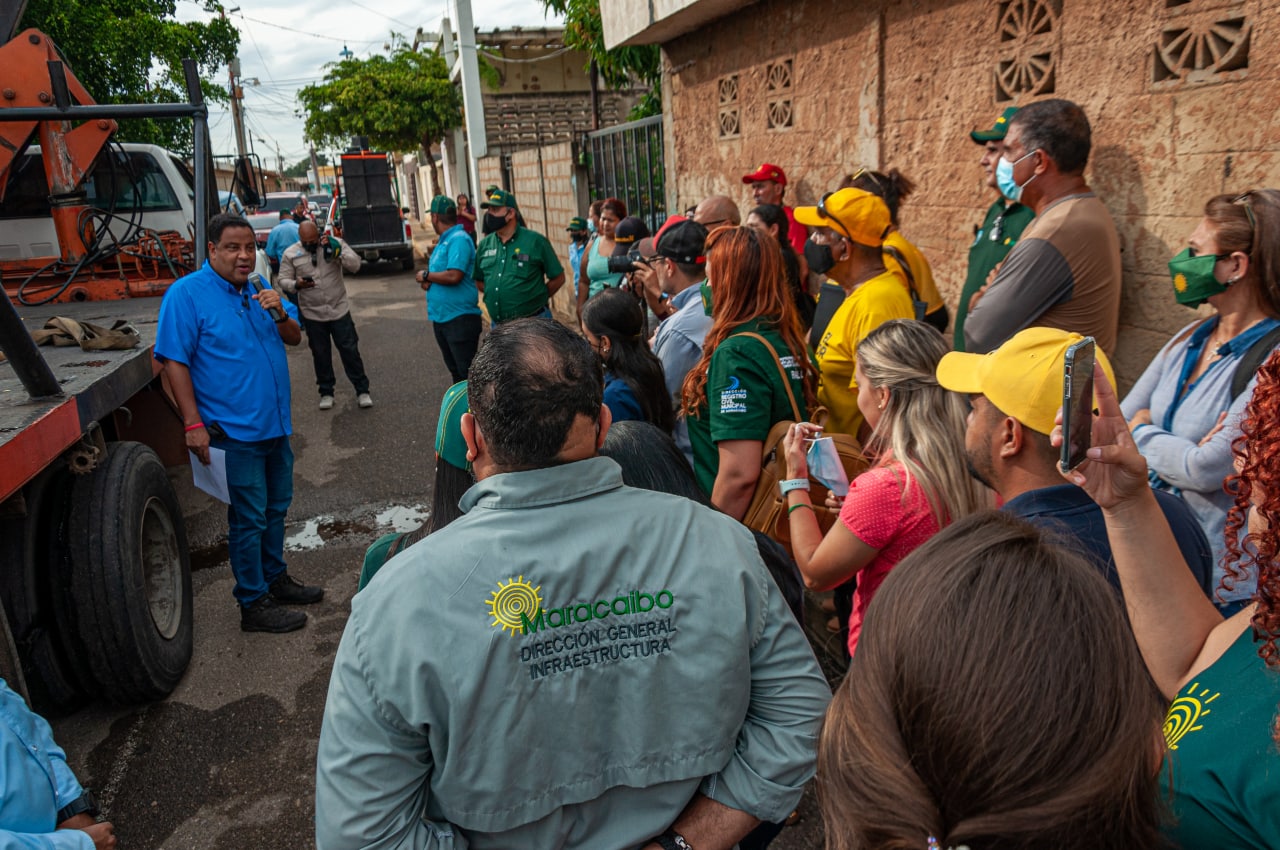 Alcaldía de Maracaibo celebró los 52 años de Raúl Leoni con soluciones en infraestructura y atención social