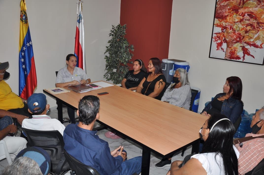 Alcaldía de Maracaibo preparó a 15 auxiliares de seguridad para atender diversas actividades en las parroquias