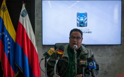 Fuertes lluvias sobre Maracaibo transcurren sin novedad, informa el alcalde Rafael Ramírez Colina