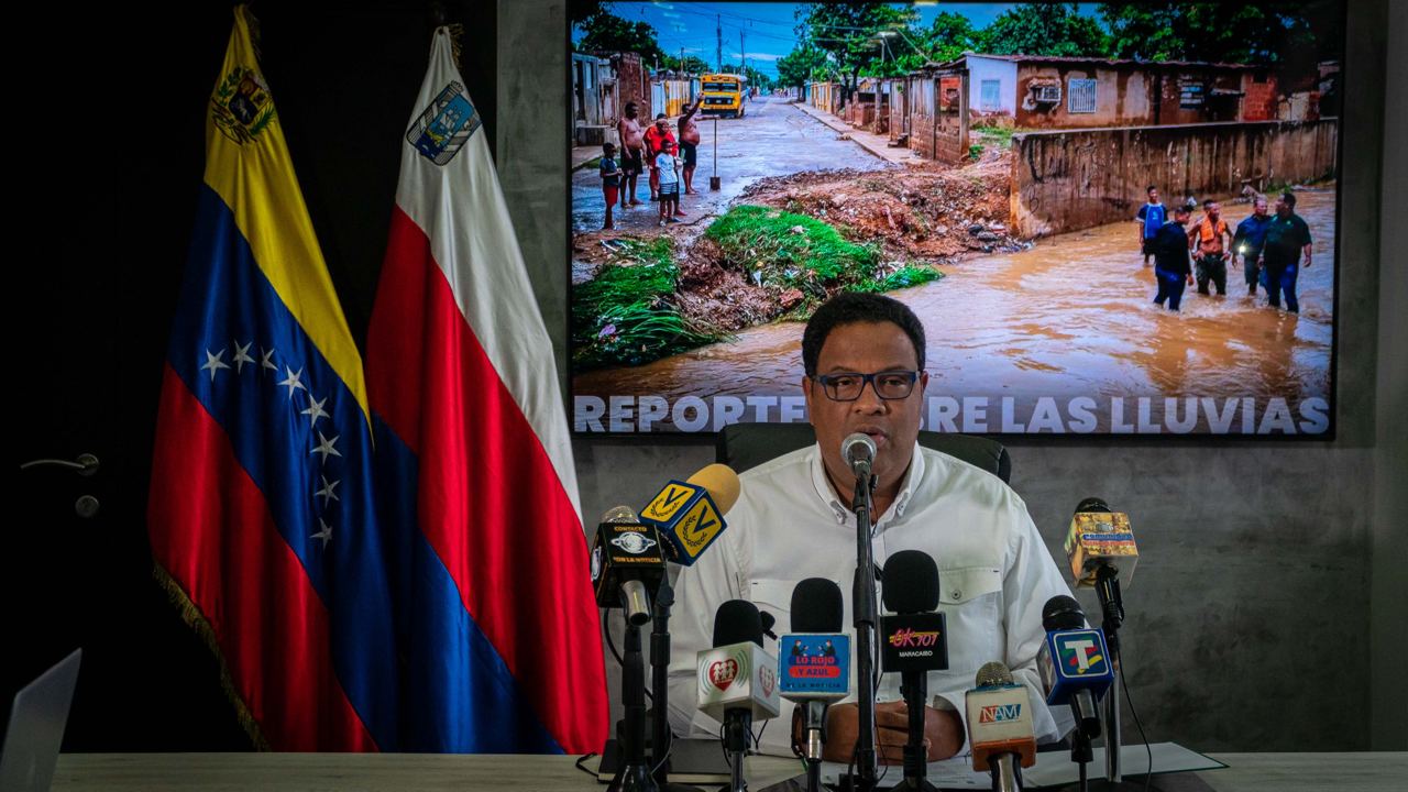 Alcaldía de Maracaibo atiende a 200 familias afectadas por las lluvias en Idelfonso Vásquez