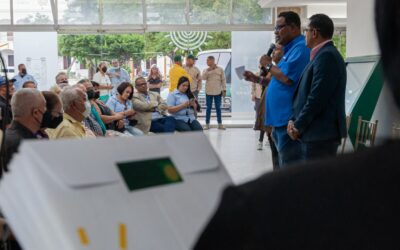 Alcaldía de Maracaibo entrega 22 títulos de propiedad de terrenos ejidos en siete parroquias