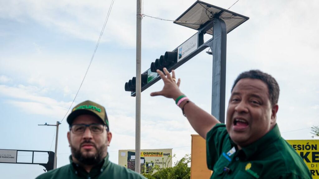 Maracaibo arranca su Plan Piloto de Semaforización con Energía Solar