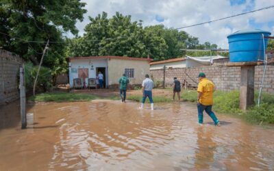 Alcaldía de Maracaibo atiende a vecinos de 200 casas afectadas por las lluvias en Santa Rosa de Agua