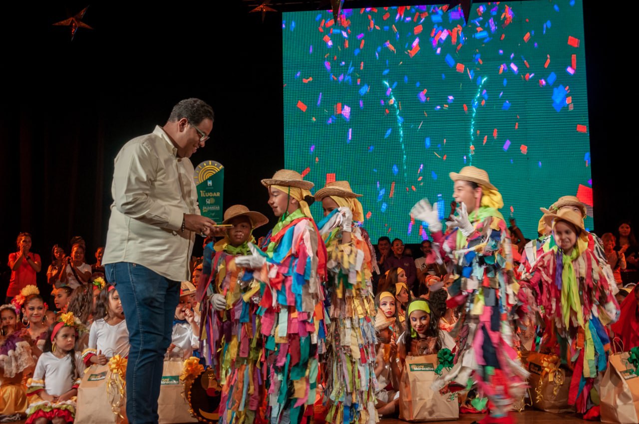 Danzas Renacer de Luis Hurtado Higuera gana Interparroquial Sol de Maracaibo