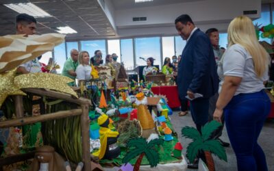 Alcaldía de Maracaibo reúne a niños de las 18 parroquias en la expo ‘La magia de la navidad llega con alegría’