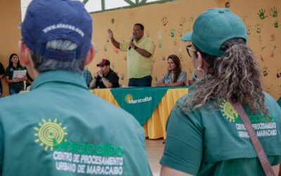 Alcaldía entrega 179 nomenclaturas a vecinos del Complejo Habitacional Ciudad de Maracaibo