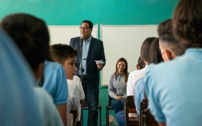 Estudiantes de Maracaibo reciben de nuevo el francés en sus aulas gracias al programa “El Francés va al liceo”