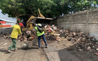 4500 TON de desechos en 60 puntos críticos de Circunvalación 3 saneó la Alcaldía de Maracaibo
