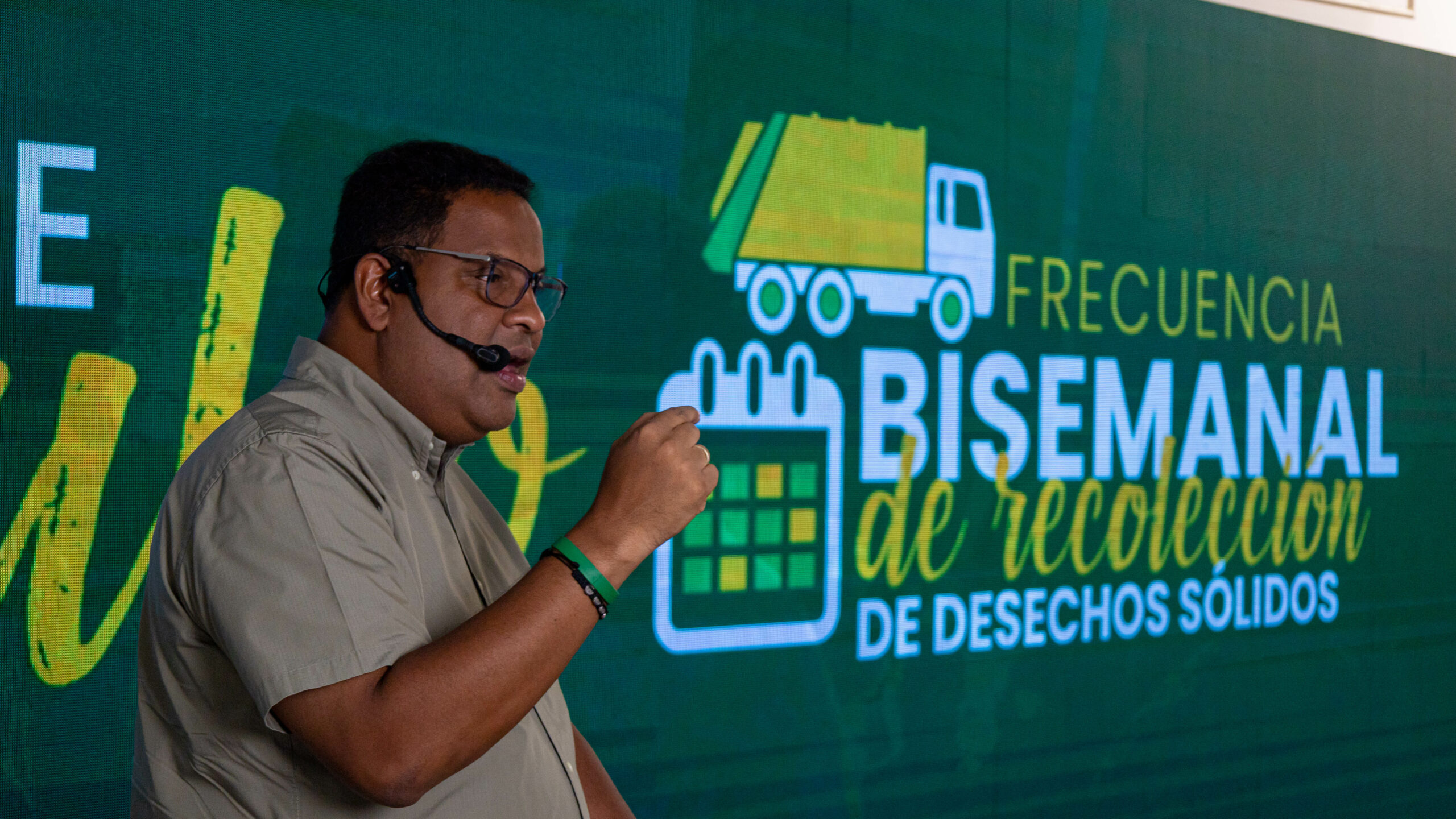 Alcalde Ramírez anuncia frecuencia de recolección bisemanal de desechos en cuatro parroquias de Maracaibo