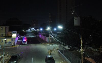 Iluminado corredor vial de Santa María por la Alcaldía de Maracaibo