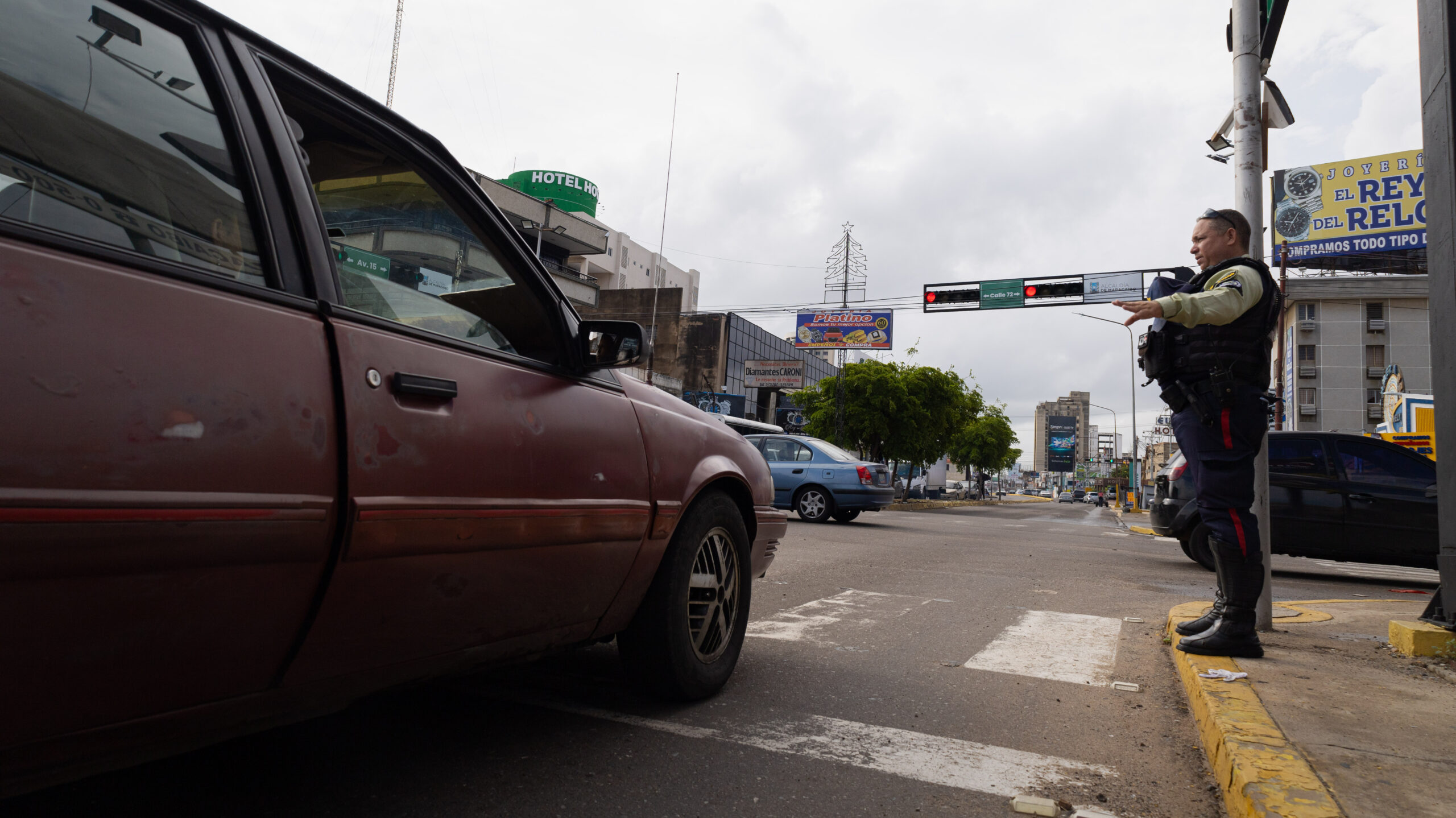 Alcaldía de Maracaibo recuperó los 62 semáforos de los 3,5 kilómetros de la calle 72