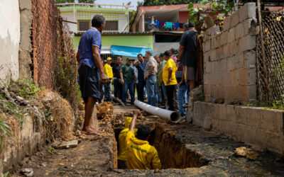 Alcaldía rehabilita red de aguas residuales en el sector El Valle del barrio 18 de Octubre de Maracaibo