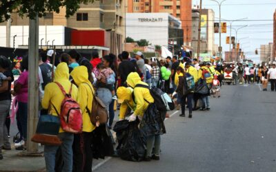 Alcaldía de Maracaibo  despliega operativo de limpieza tras desfile de Carnaval 2024 en la Av. 5 de Julio