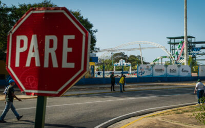 Alcaldía de Maracaibo inicia demarcación vial en la Vereda del Lago