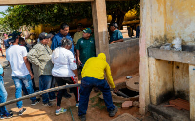 Alcaldía de Maracaibo achicó 15 pozos sépticos en la calle 118 del sector Reinaldo Amaya