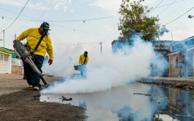 Jornadas de fumigación de la Alcaldía llegan al barrio La Salina, parroquia Coquivacoa de Maracaibo