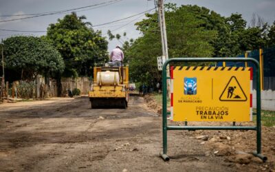 Alcaldía de Maracaibo realiza trabajos de patroleo en el sector Villa Fuenmayor, parroquia Eugenio Bustamante